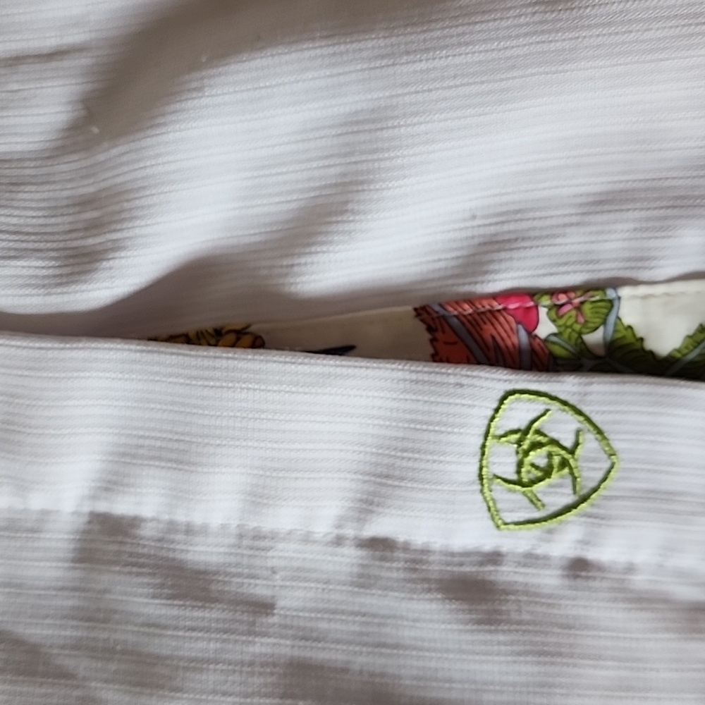 Ariat Floral Collar White Button Down Shirts - Picture 6 of 9